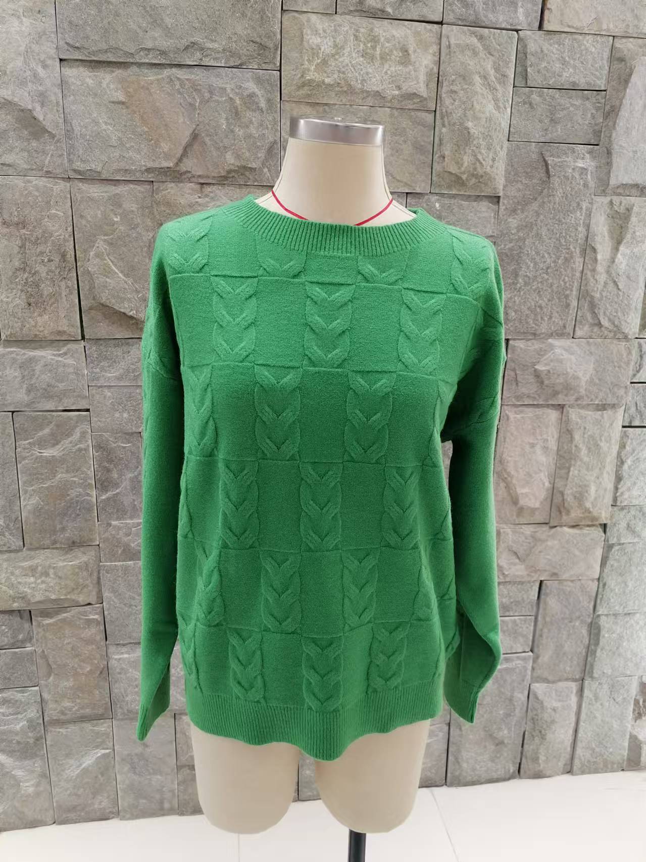 Women  Cable Knit Pullover Sweater