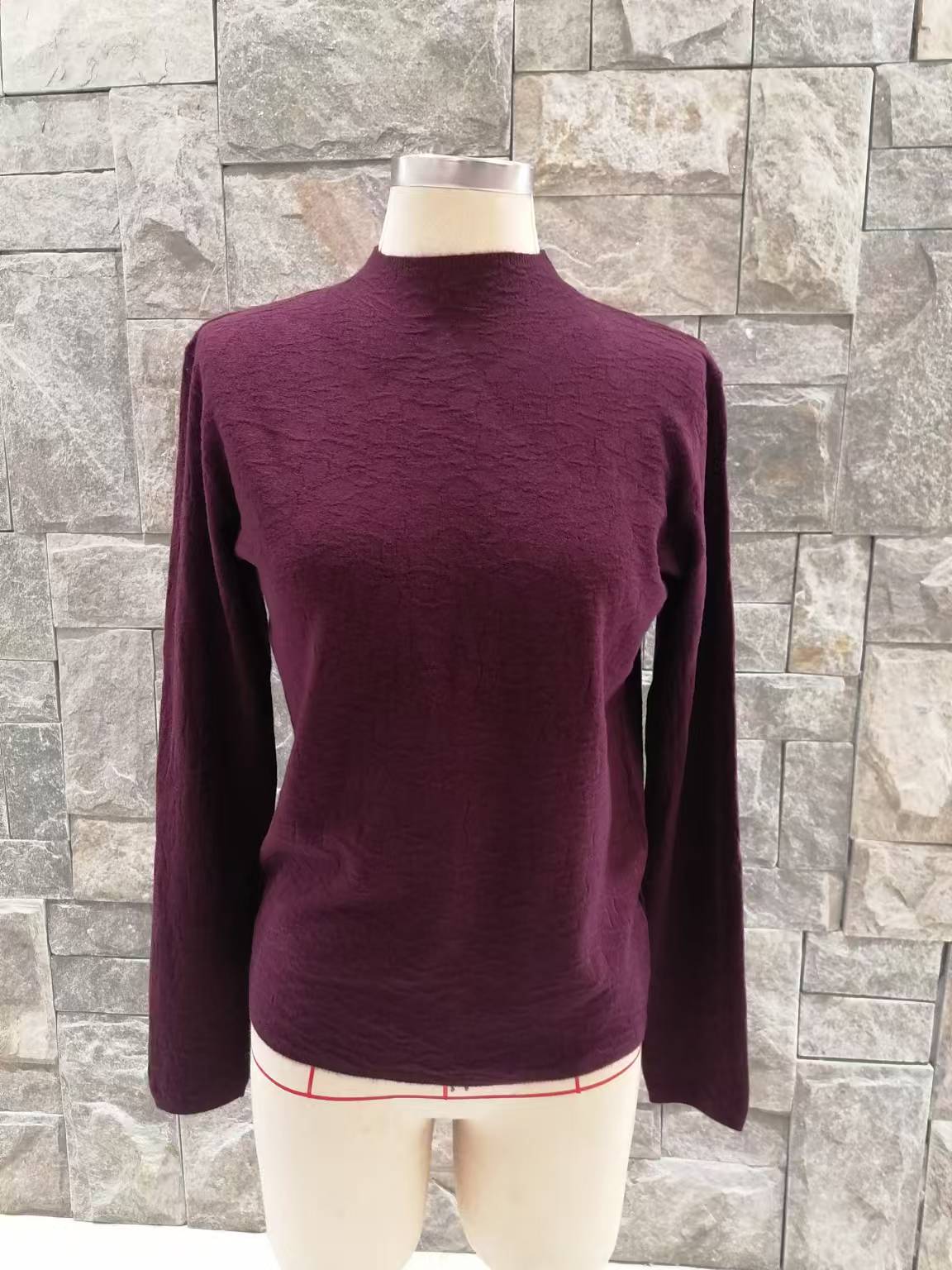 Women fit knit pullover sweater