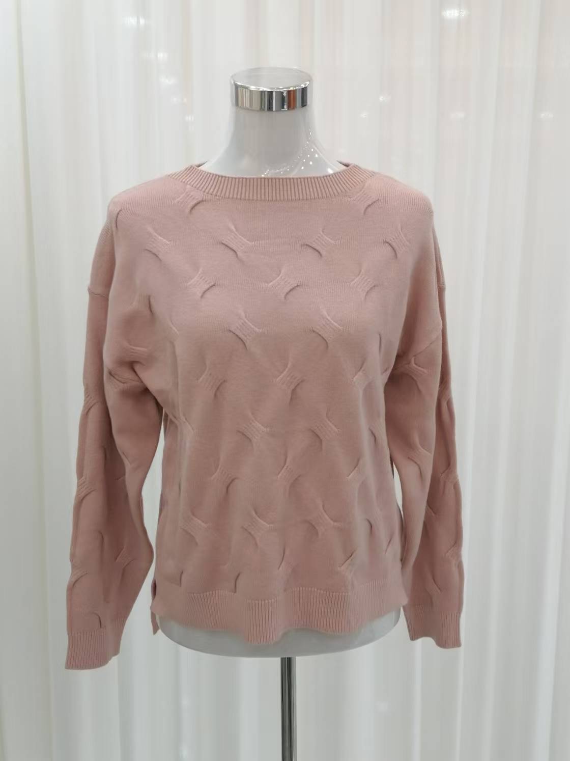 Women  round neck knit pullover sweater